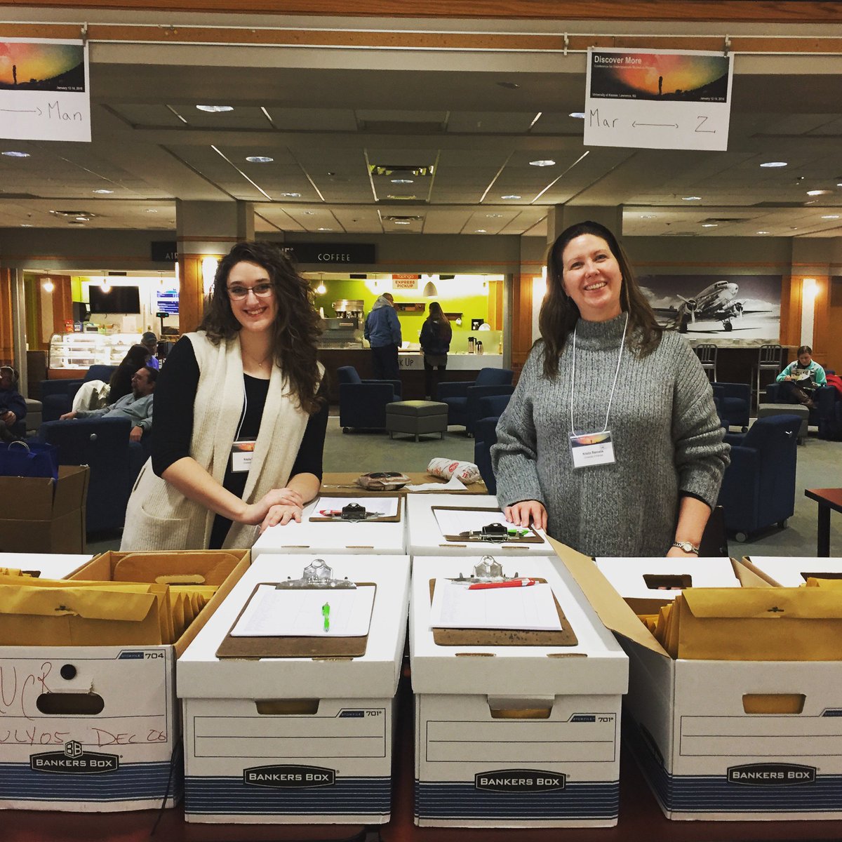 kucuwip's tweet photo. We are so thrilled to welcome everyone to KU!  Let #cuwip2018 , Day 1 commence!!! @KUPhysicsAstro https://t.co/aKDHsvuJ8h