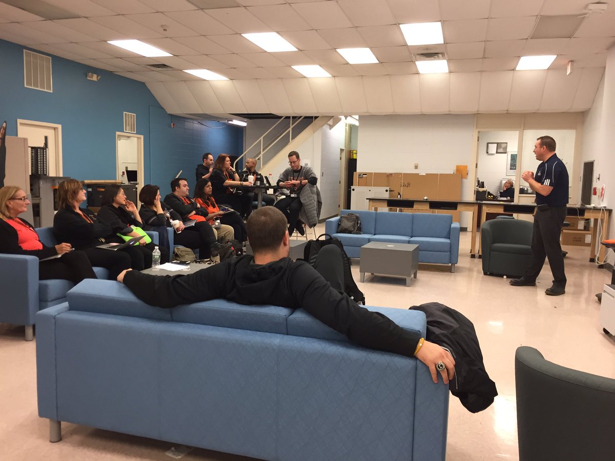 LPS Technology Dept tweet media