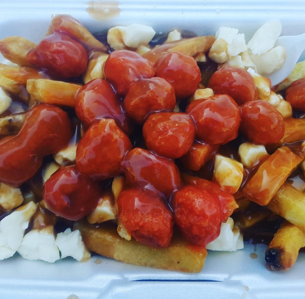 PoutineFestCda's tweet photo. PoutineFest is "The Poutine Festival." See you at Ottawa City Hall. #thepoutinfestival #poutinefest #poutine #worldofpoutine #goodballs https://t.co/AIL1nmMbIf