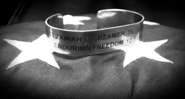 Jeremy_Profitt's tweet photo. #NeverForget Sgt. Zainah Creamer KIA on Jan 12, 2011 🇺🇸
#MWD #OEF. #MilitaryPolice #HonorRememberRespect
"Strike Fear" https://t.co/fabTa9p5zk