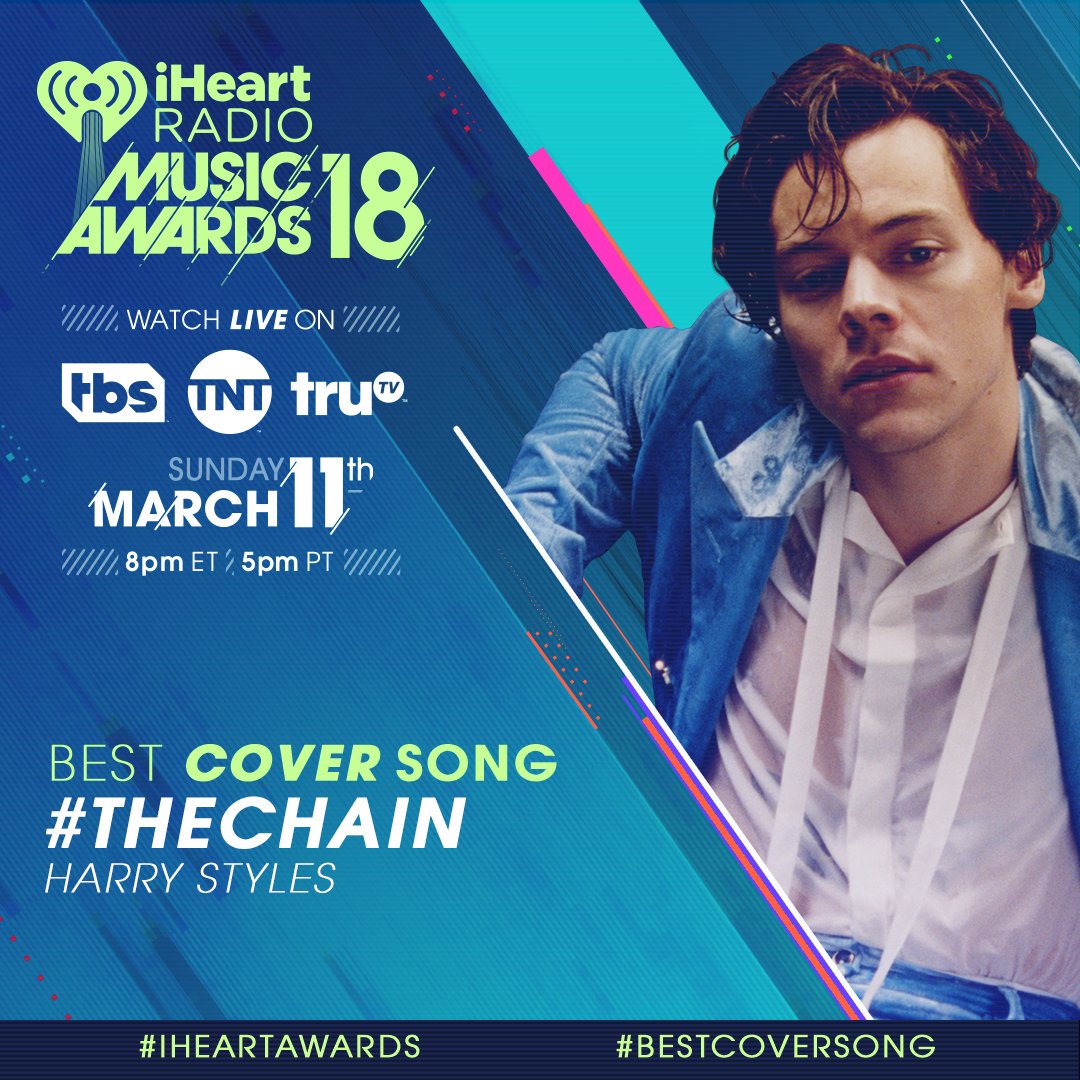 iHeartRadio's tweet photo. If you haven't heard @Harry_Styles' cover of #TheChain, you ain't livin'. ✌🏻

#BestCoverSong #iHeartAwards https://t.co/aoHPk7Reay