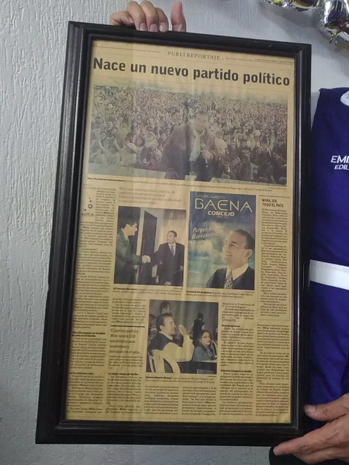 PartidoMIRA's tweet photo. ¡Ahora! Todos a compartir en redes sociales, fotos y recuerdos que evoquen momentos importantes del Partido. 💙🇨🇴¡Únete! a la tendencia usando el Hashtag: #LaPolíticaEsHaciendo https://t.co/nsvlxxLflT