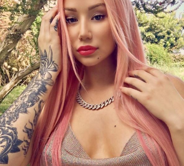 devildoprazer's tweet photo. I want Iggy Azalea see performing on #iHeartAwards 2018 #IggyAzaleaIsComing #Savior https://t.co/ZlSRyqIgCp