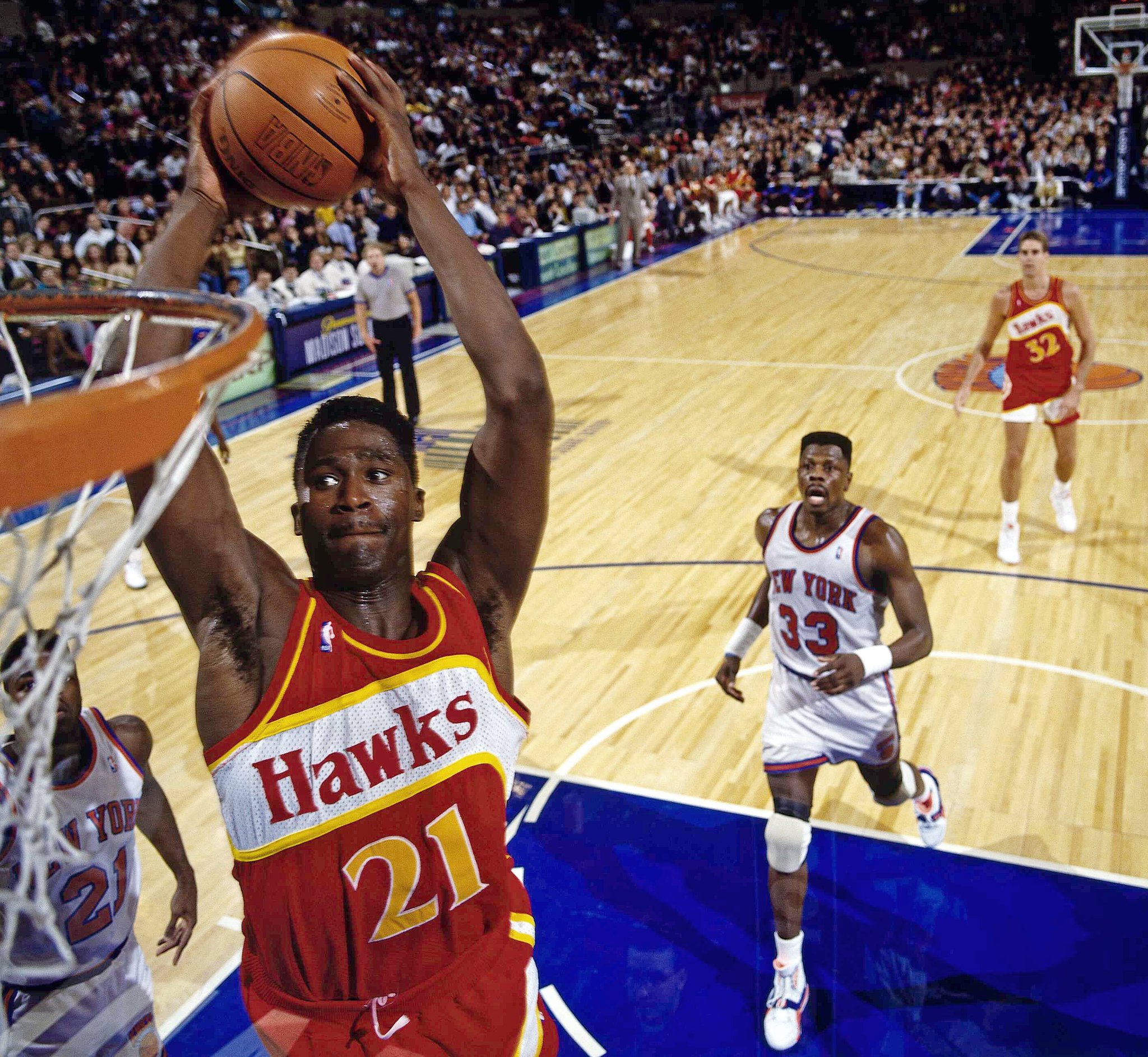 Oltre all\astronomia c\è il basket quindi Happy birthday \"human highlight film\" Dominique Wilkins  