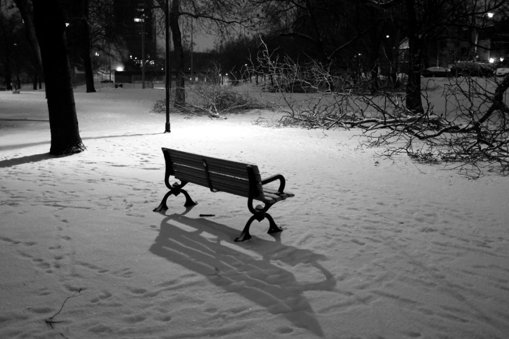 cityoftoronto's tweet photo. City staff, @TTCnotices and @TorontoPolice provide additional eyes on the street during extreme cold weather alerts. Please call 311 if you spot someone in need. Call 911 if you see anyone lying outside with significant skin exposed. https://t.co/ec2DapY5YG