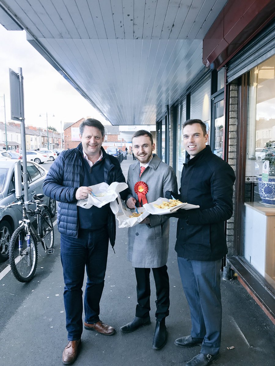 KenSkatesMS's tweet image. Great to spend a bit of time helping the @Jack4AandD campaign this week with @MarkTamiMP, @AlunDaviesAM and dozens of dedicated volunteers. Fantastic support on the doorstep already! #LetsBackJack