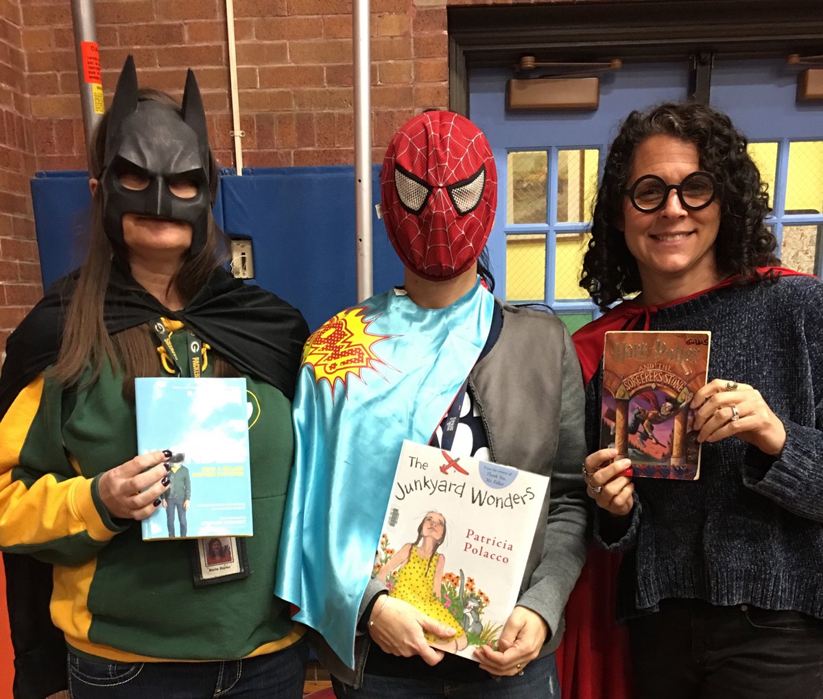 Lincoln Superheroes participating  in I-read!! #112pride @Lincolnlions112 #engage112