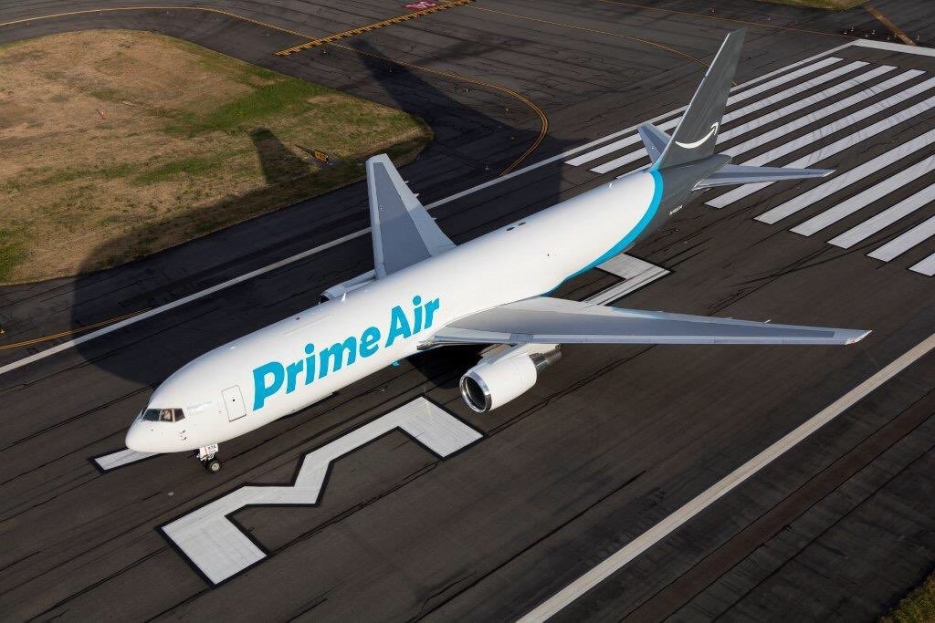 BooneCountyKy's tweet photo. "I am pleased that @amazon has made this new investment in building their #AmazonPrimeAir world class hub here at @CVG" J/E Gary Moore 
#AmazonPrimeAir is getting ready for takeoff in KY! Just added 210 acres of land as part of the future CVG. Excited for Amazon, Customers &amp; KY! https://t.co/JNTxSdfuCn