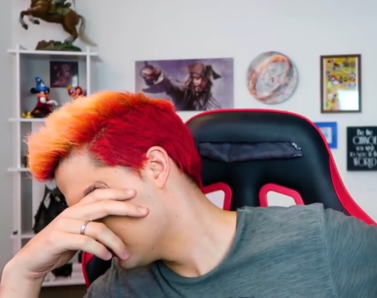 Felipe Neto Memes Br tweet media