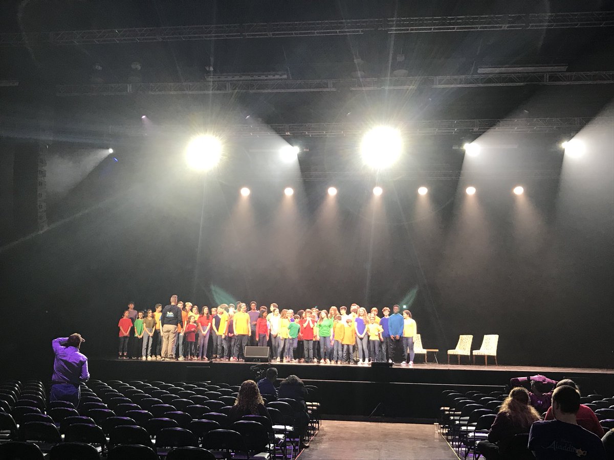 Burrows3Bridget's tweet photo. 6 students from PRMS out of 6,000 were selected to perform a special number on Sunday morning at JTF- Atlanta 💗🎼🎭 What an amazing HONOR and privilege!!!! #theyaremybabies #ucpsbest @PorterRidgeMSNC @UCPS_MonroeNC @AGHoulihan https://t.co/58yECIyalD