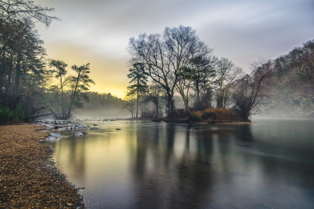 Raining Attention
#longexposure #atlanta #binded #stormhour #photohour #POTW