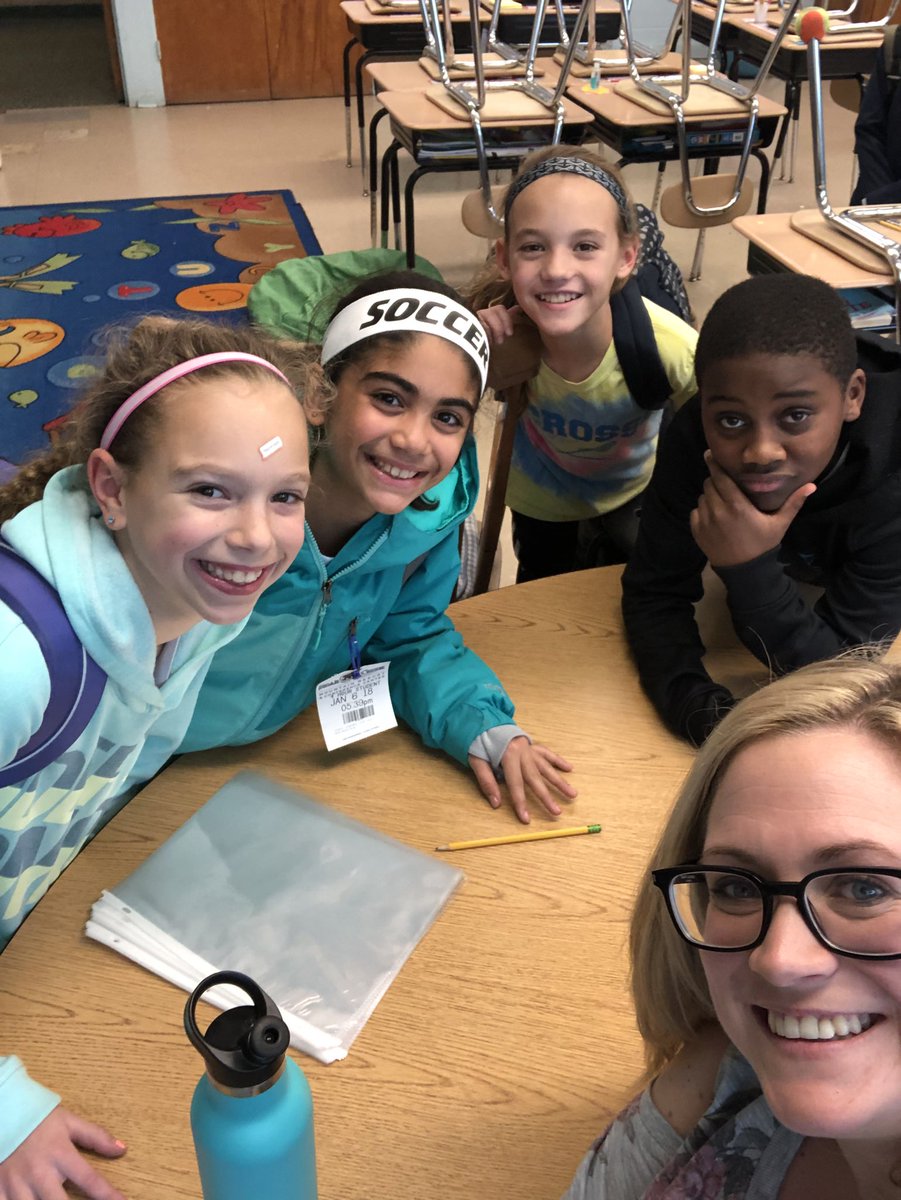 mrscatchison's tweet photo. Friday afternoon visitors! Miss these kids! https://t.co/d0eDMPUf4Z