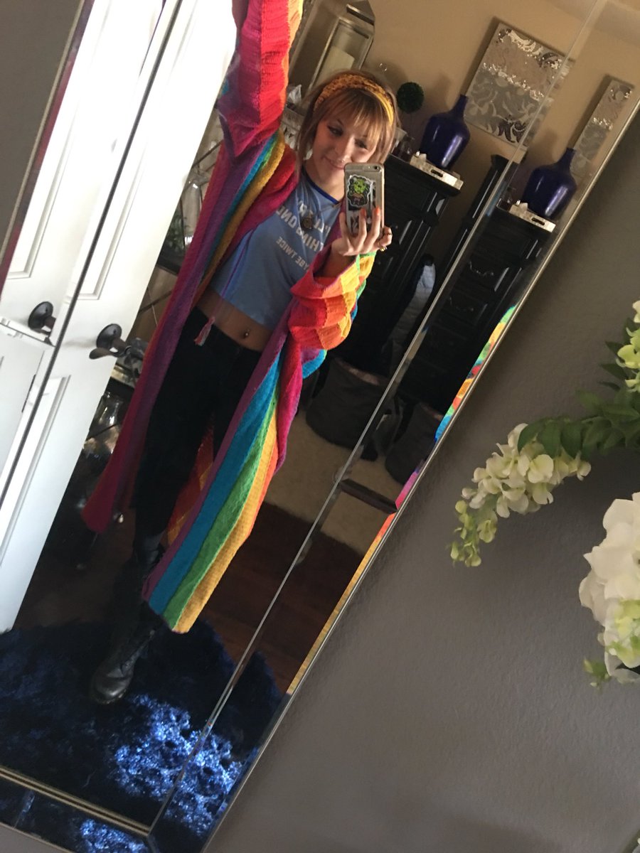elle_larose's tweet photo. Oh I did it today https://t.co/Z5bng9wzZf