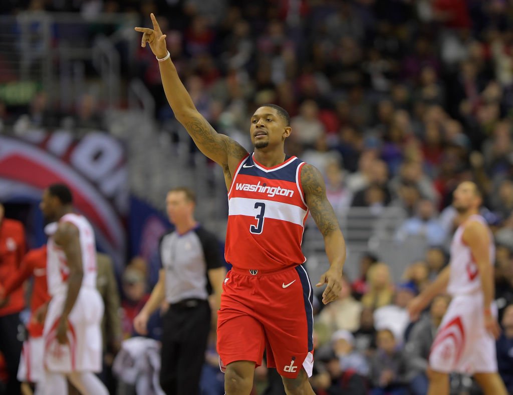 We see you too <a href="/RealDealBeal23/">Bradley Beal</a>! 

Retweet to send St. Louis native Bradley Beal to the 2018 NBA All-Star Game! #NBAVOTE