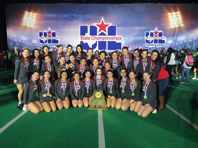 SISDnews's tweet photo. Diamondback cheer is 2018 5A division 2 state champions!!! https://t.co/tkGXCpwhmg