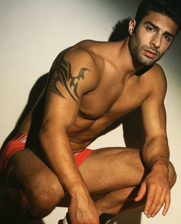 AdamAyashGayFan's tweet photo. https://t.co/Nq5dWBOfMC