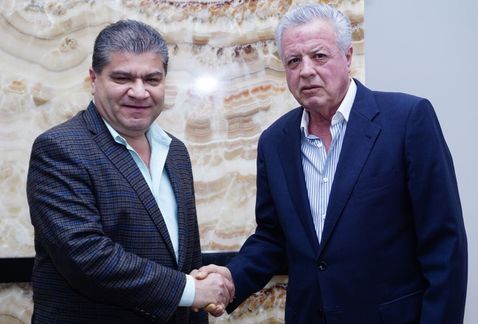 MDSaltillo's tweet photo. Ratifica Riquelme compromiso con la seguridad del estado...https://t.co/R1DjTco5jA https://t.co/4dKN610MFi