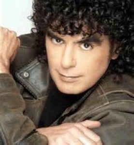 brandon_meza's tweet photo. Viene #Cantadísimo con un experimentado jurado
@LaureanoBW Laureano Brizuela “El Ángel del Rock” y con más de 45 años de carrera, Laureano Brizuela “Gran Estrella de los 80’s y 90’s.
Iniciamos en Febrero 7, 2018 vía @multimediostv https://t.co/q5IXJbEohq