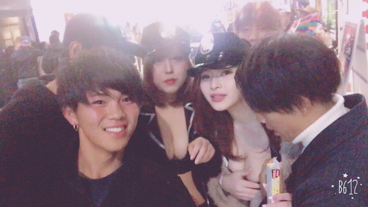 c0506_t's tweet photo. 自分で載せる時点でいっちゃってるしいっちゃってるしいっちゃってるしいききってるたくみくん
お誕生日おめでとう。
今年はいい年にして欲しいですね。 https://t.co/xQ4n2AJfLa