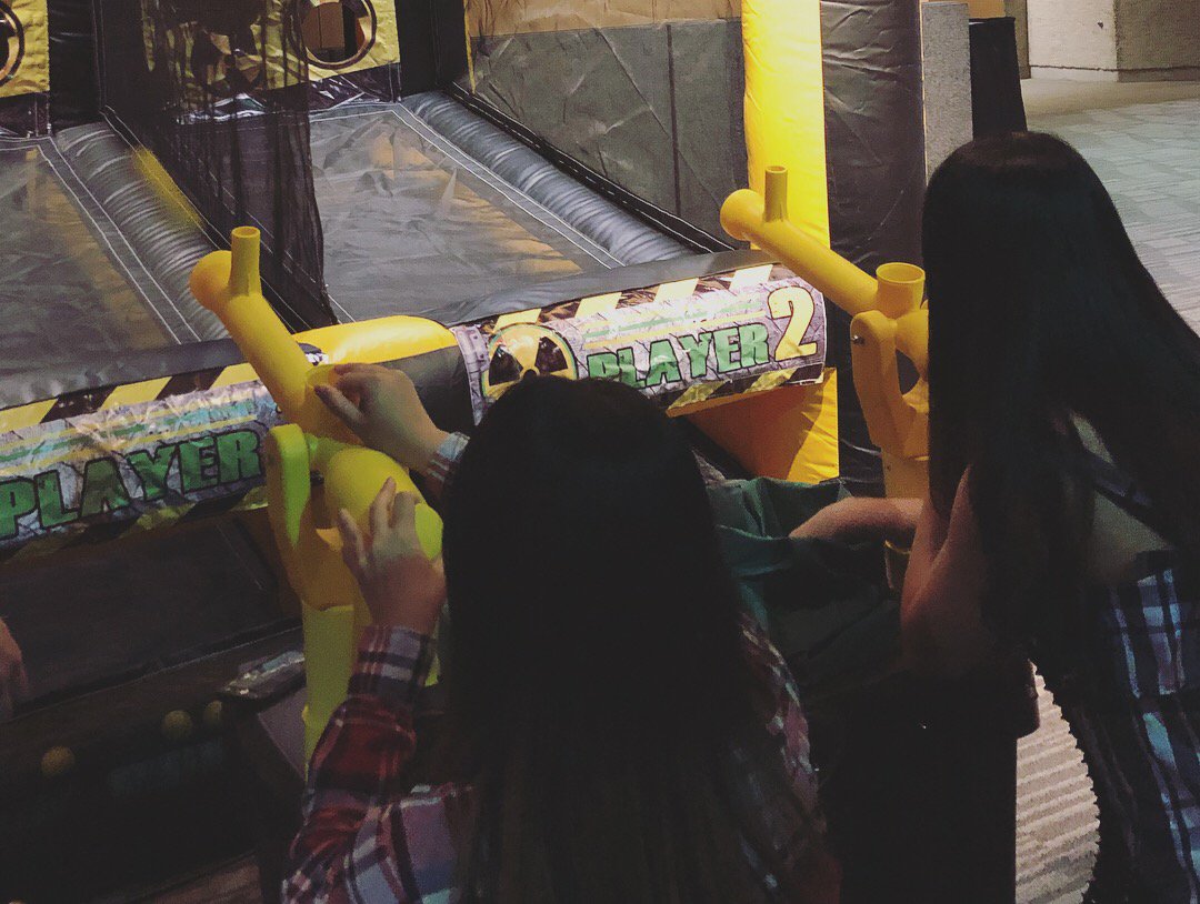 UAlberta_Pharm's tweet photo. @PDW2018 is kicking off Friday night with a Western Carnival, complete with games, snacks and cowboy hats! #ualbertapharmacy #pdw2018 #yeehaw https://t.co/2l86tRfIdw