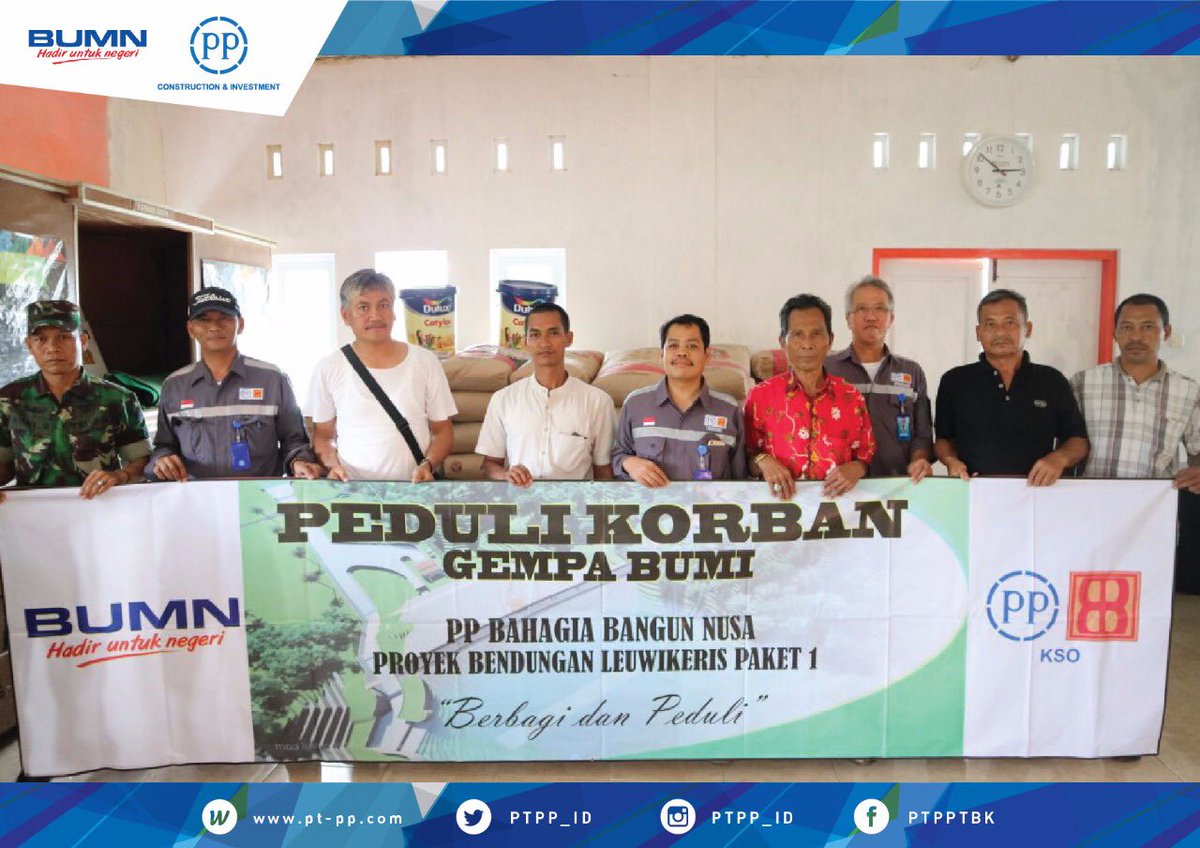 PTPP_ID's tweet photo. Selamat pagi, Sahabat PP!
Peduli korban gempa Tasikmalaya, PTPP melalui proyek Bendung Leuwikeris memberikan material bangunan untuk membangun fasilitas umum masjid di Desa Rajadatu, Kecamatan Cineam, Tasikmalaya (12/1/2018).
#PTPPpeduli
#infrastructure2division
#PTPP https://t.co/kZqlLdf2c4