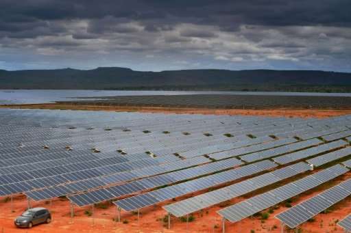 cohan_ds's tweet photo. EIA #IEO2017 projects Brazil will reach 0.3 GW solar by 2050.
This solar farm alone will add 0.4 GW in Brazil this year: https://t.co/TBXgjFazb4 https://t.co/OzAUNDt5zX