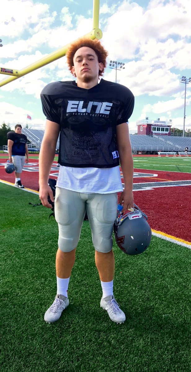 tdhald's tweet photo. This guy is scary off the edge! @23_lew is one to watch at National Preps Senior Showcase. Explosive, Physical, Plays Fast and comes bringing some punishment. An athlete with size/frame. #OFFERLB https://t.co/4UhsQ0A9np https://t.co/163rfsi0OU