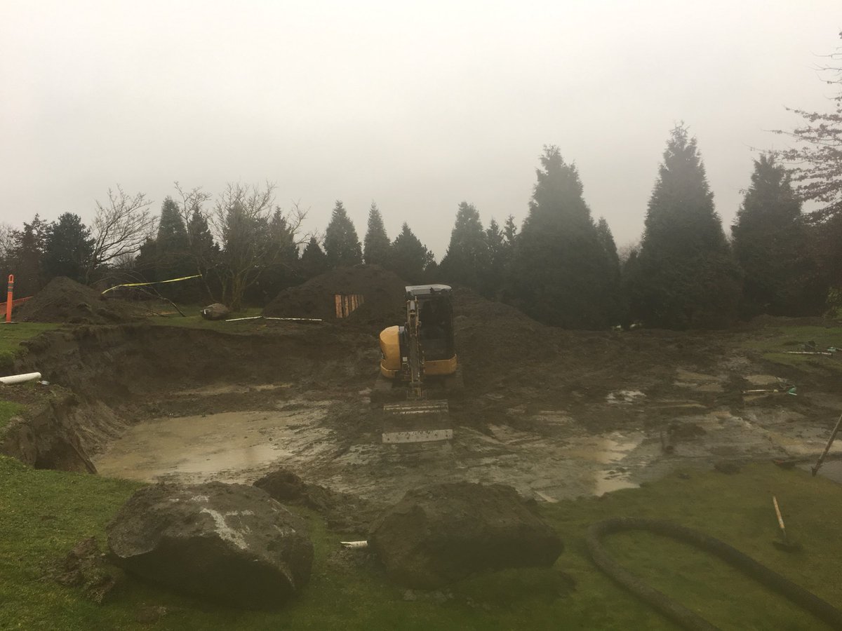 Brett Saunders tweet media