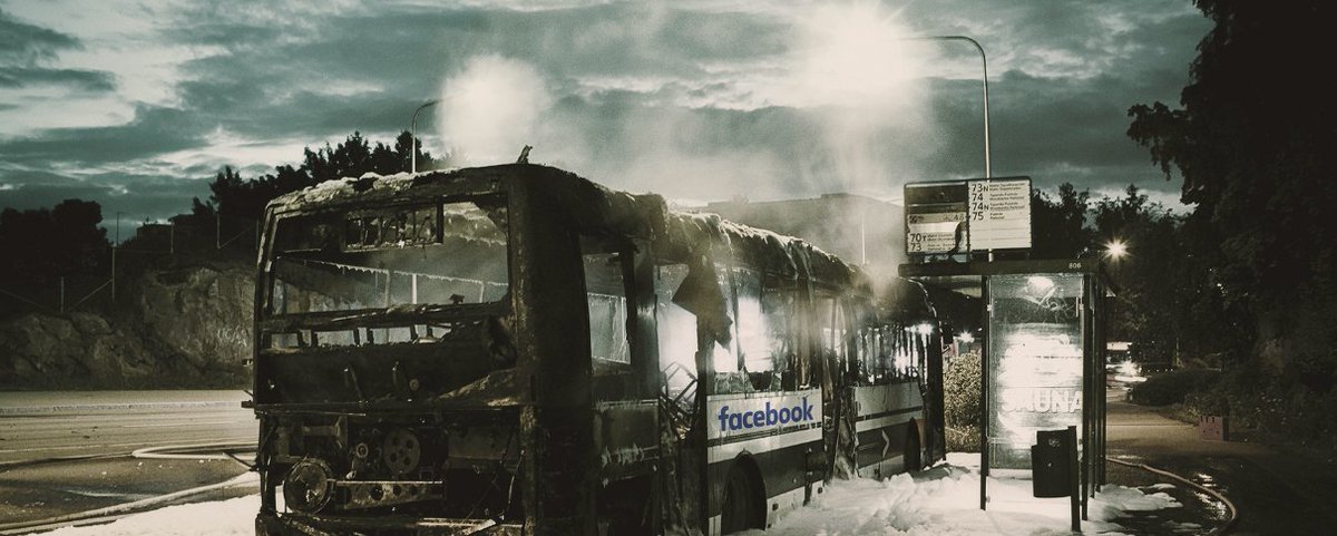 contently's tweet photo. Facebook's Algorithm Change Is An Apocalyptic Move for Brands, Publishers, Users, and Facebook Itself:  https://t.co/cbVWXlDcFz by @JoeLazauskas https://t.co/qJKFCuGzDS