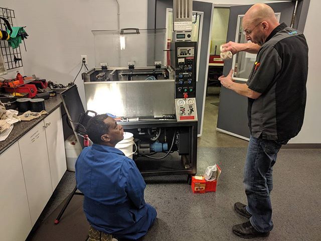 island_diesel's tweet photo. Test bench may be down for a system update but we have our experts working on the repairs so we're up and running on Monday! #testbench #benchdown #injectorbench #injectortest #injector #dieselinjectors #diesel #maxxforce #heui #sixlitre #6oh #sixoh #g29… https://t.co/fQ4hmSyIG0 https://t.co/zqX6j0OSkc