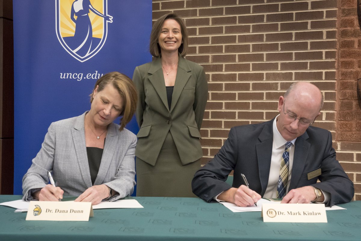 UNCG's tweet image. ICYMI: Today we announced a new co-admission agreement with @MyRockinghamCC. Read more about #SpartanPassage and how it will benefit students in #RockinghamCounty: newsandfeatures.uncg.edu/co-admission-p… #uncg125 #NCed #highered