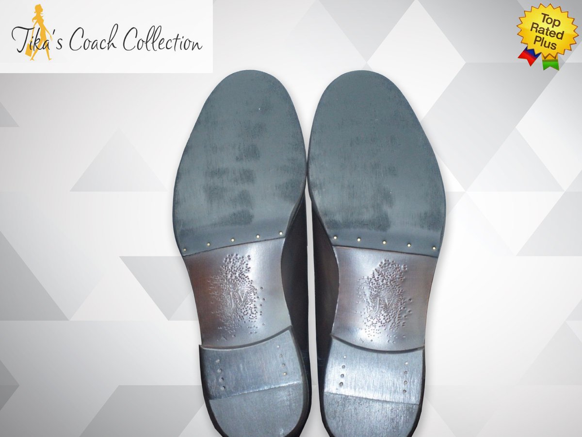 Tikavision's tweet photo. Your New and 100% Authentic John Varvatos Ago Chukka Boots just few clicks away. #Fashion #LifeStyle #Shoes #Boots #MenFashion.
NEW &amp; 100 Authentic, Free shipping in U.S., Global shipping,  Excellent customer service!  
https://t.co/anJaXY2zjf https://t.co/FhCwZRTr9m