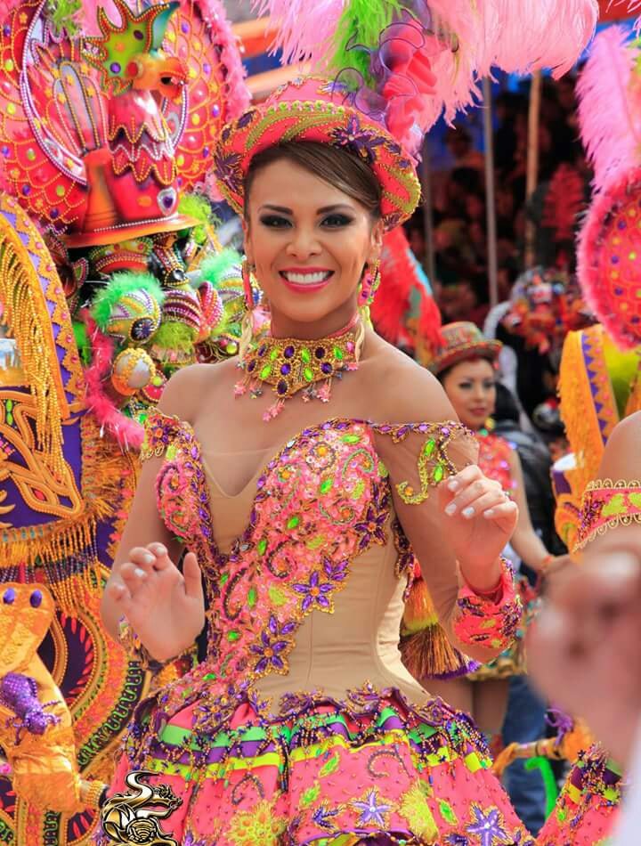 IntenseBolivia's tweet photo. Start making your reservations for the Oruro Carnival 2018!!! Spots are limited!
#IntenseBolivia #OruroCarnival2018 #CarnavalDeOruro #ToursBolivia #TripOfALifetime #BoliviaTeEspera
https://t.co/JJPahy88Bm https://t.co/ZFAzzA8fcl