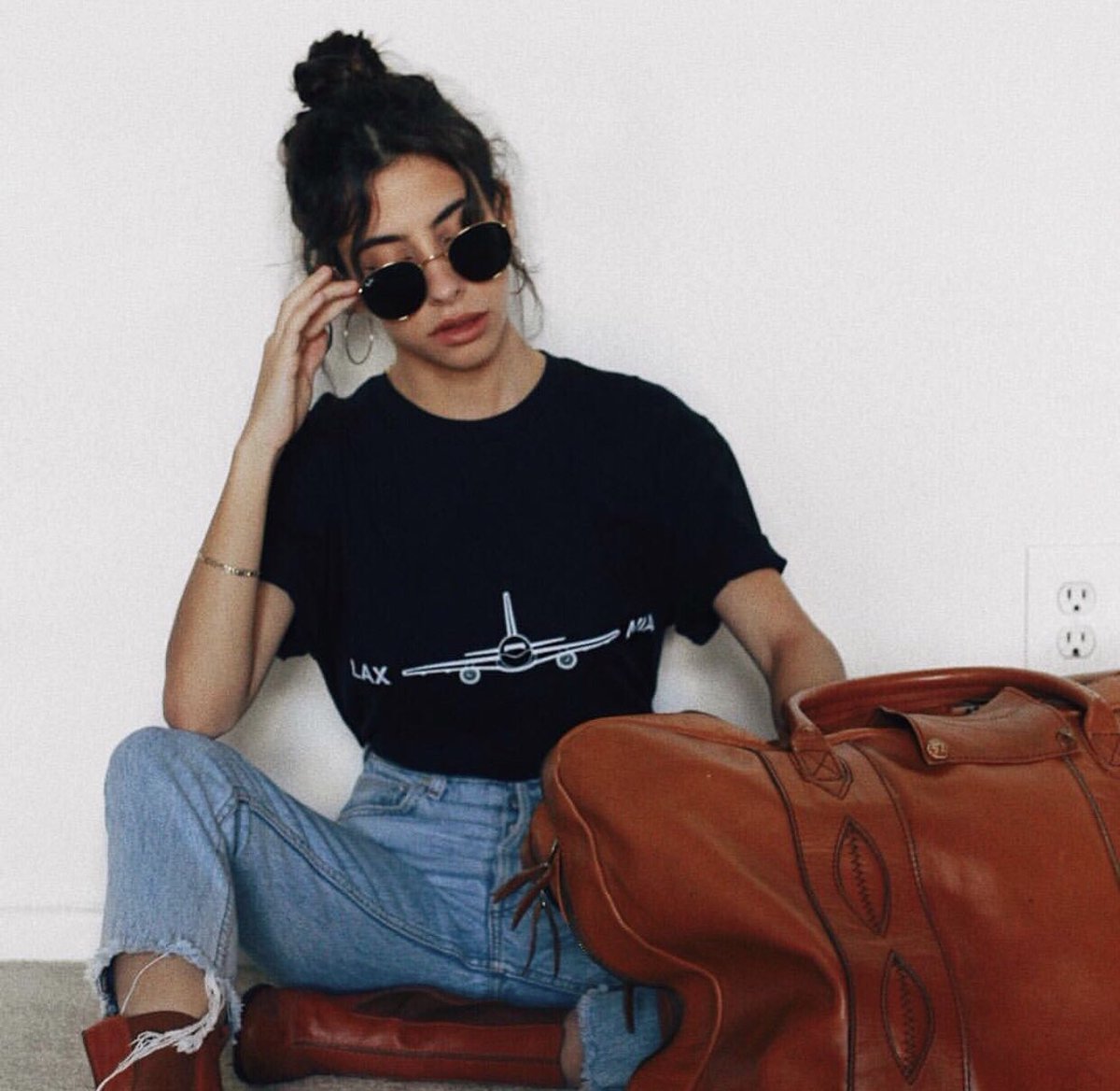 Jet Set Tees tweet media