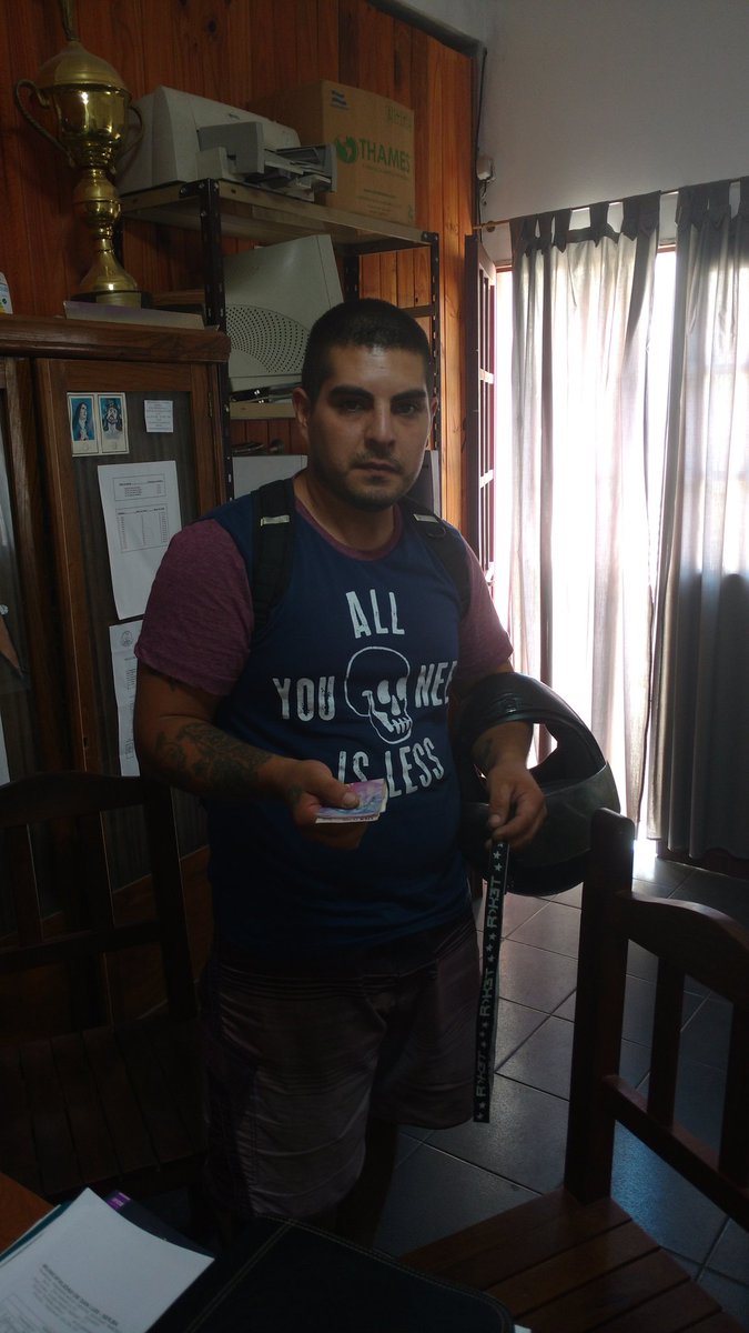 Seguimos entregando los premios tercer premio de 1000 pesos fue para Diego  Benítez por estar afiliado al Sindicato y Mutual 19 de Octubre felicitaciones