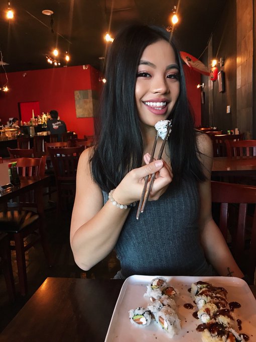 TW Pornstars Cindy Tran. Pictures and videos from Twitter. Page 13