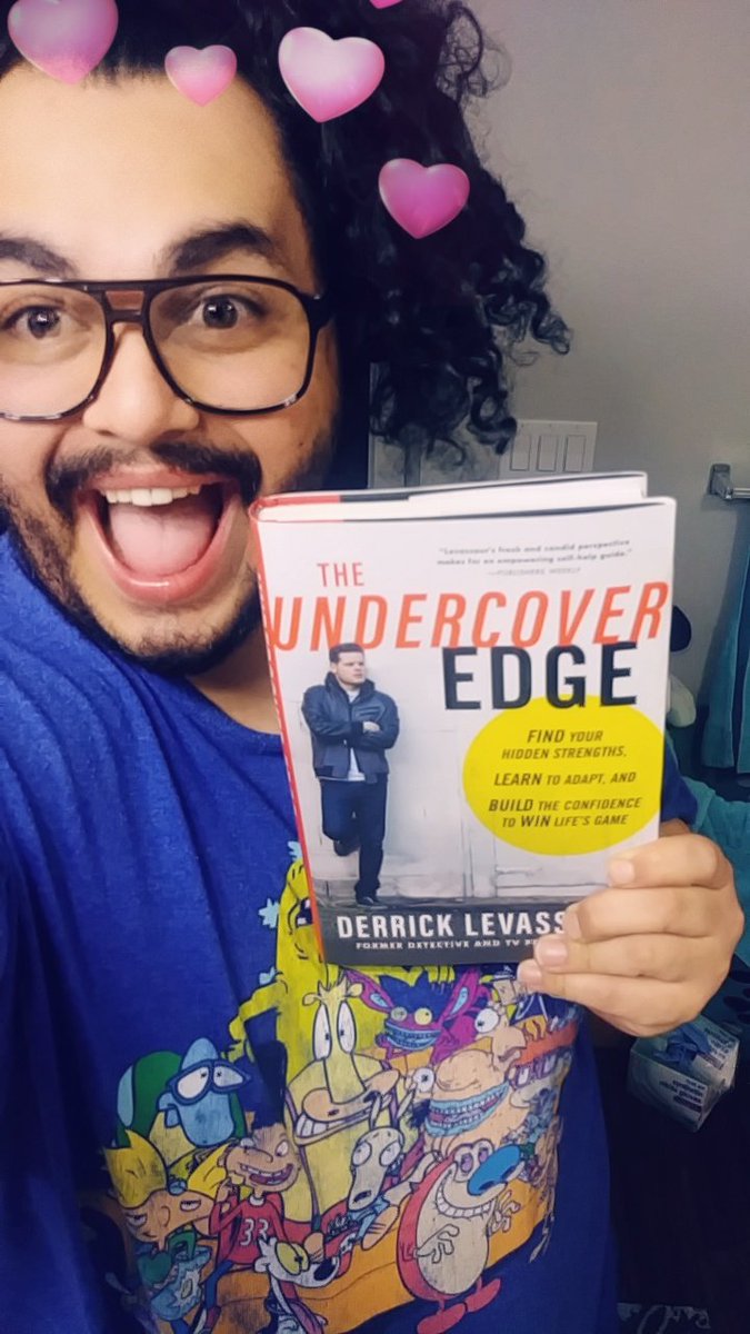 A_R_James's tweet photo. @DerrickL got this in the mail today and I'm more than thrilled to start reading this. As a future #BigBrother player i know this will help with my strategy 👏🎆🎆💜 #derricklevasseur #author #phenomenal #bbderrick #bb16 #cbsbigbrother #winner https://t.co/nx03cvuudI