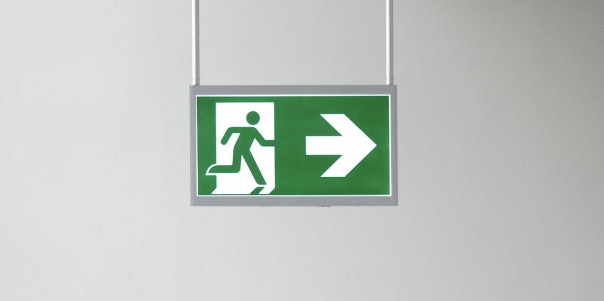 Office politics can lead to drama and conflict, which are awful for company culture. Here are 5 masterful ways emotionally intelligent people take the high road: on.inc.com/2iVo4Ee #EI #CareerAdvice