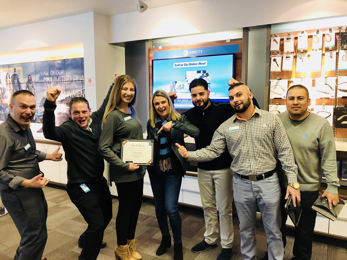 JannaDucich's tweet photo. Congratulations to Team Framingham - Top store for Team X-Stream in December! #OurNE @SeanParkinson82 @SilksNH @StephenPolis @GuyFromAtt @BlevinsMandi @KiranSatin https://t.co/FkiCyoO8wz