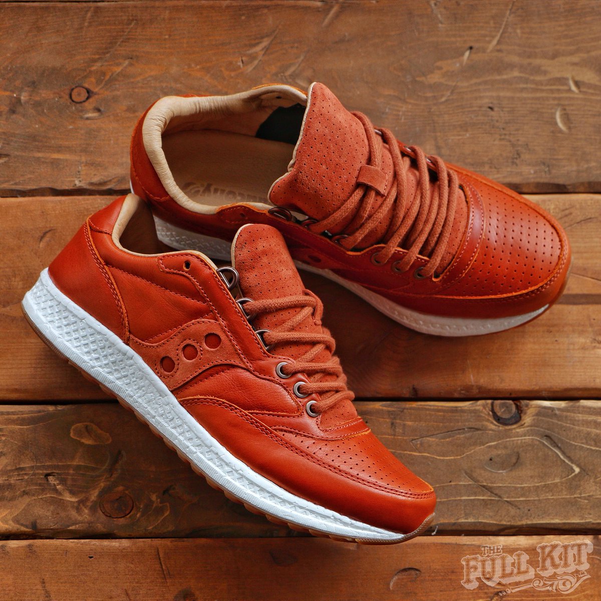 saucony freedom runner