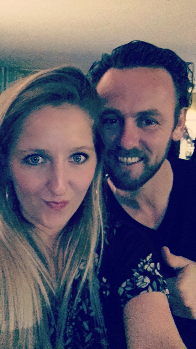 mathou_chou's tweet photo. Mon #birthday avec @SAVIDANSTEVE #tjrsautaquet https://t.co/fBtugtNEdP
