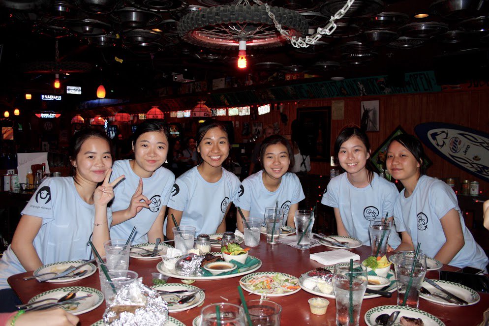 LanguageAdvance's tweet image. One great thing about travelling is enjoying delicious locally inspired food. No set menus on a #LanguageAdvance #StudyTour, our groups can order whatever they like! Learn more about our fully customised study tours HERE ==&amp;gt; languageadvance.net.
#USA #wanderlust #LosAngeles