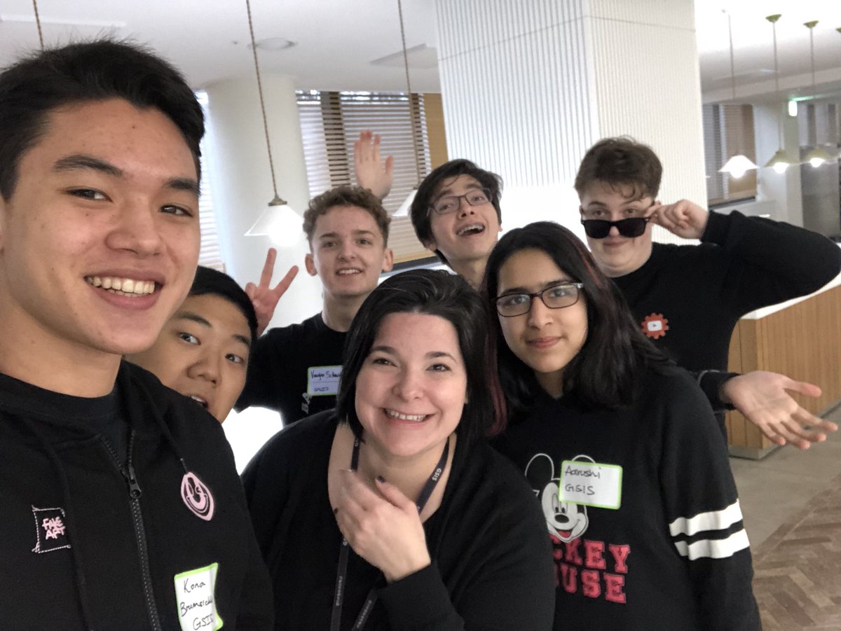 bekah_schneider's tweet photo. Theatre people are some of the best people! #DASIS #KnightsRoK https://t.co/4lQHYEMHQj