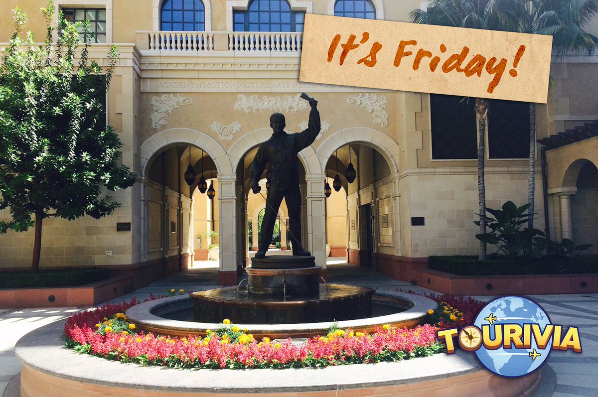 FireflyGames's tweet photo. Strike a victory pose, it's the weekend! What are everyone's travel plans for the first long weekend of the new year?
#Tourivia #FridayFeeling https://t.co/IhL0SC4X7P
