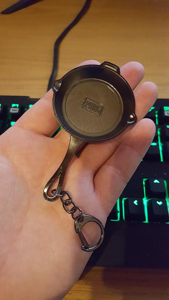 blade3387's tweet photo. pubg schlüsselanhänger izz da :-) https://t.co/KBrO22VXZp