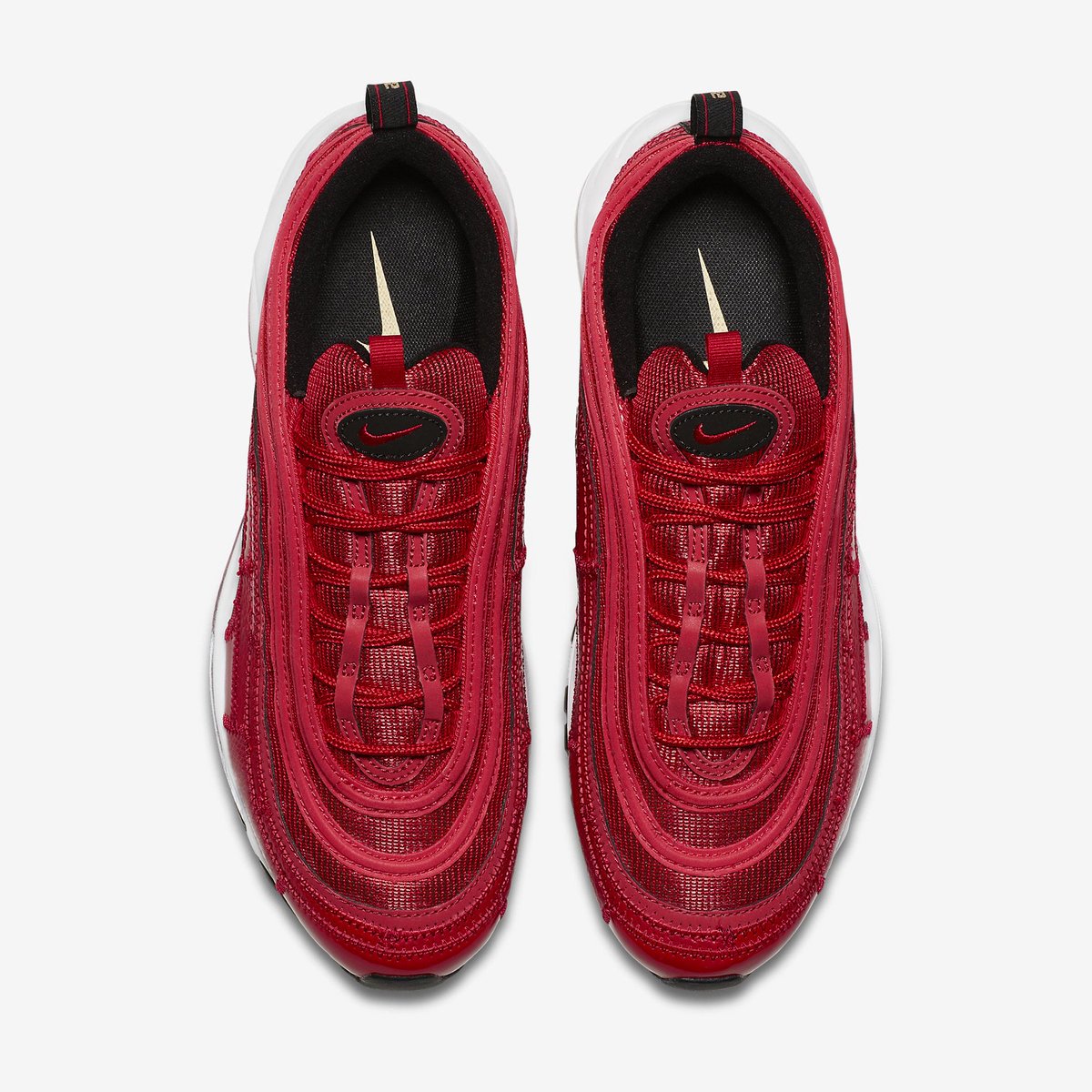 J23app's tweet photo. Nike Air Max 97 CR7 “University Red” official images 🔥 https://t.co/10LEEMZVGG