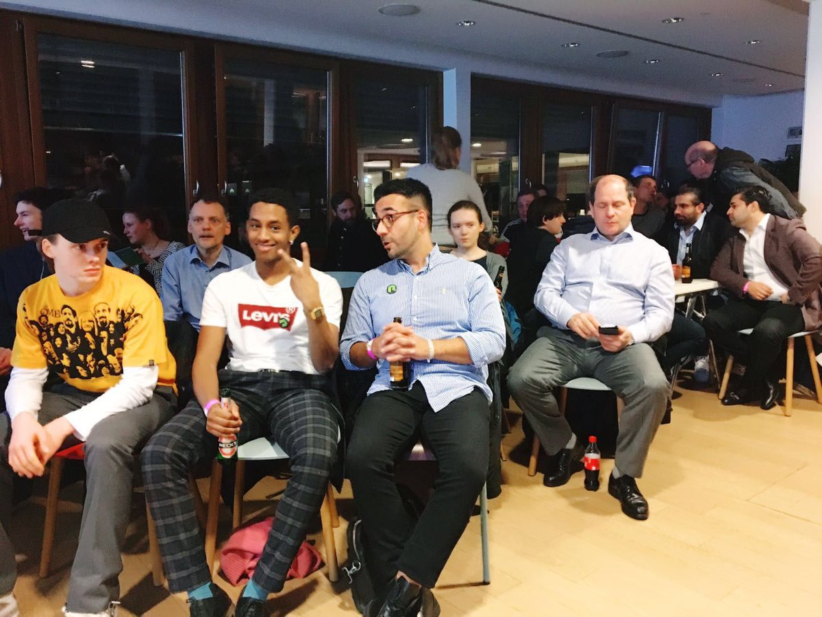 DeepBrainChain's tweet photo. Europe meet-up tour: Second stop in Hamburg.
@ZeepinChain @QlinkMobi @dahongfei @NEO_Blockchain @NEOnewstoday @deepbrainfeng https://t.co/VhWFaokI1X