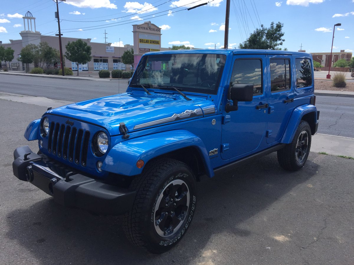 LyonAutoSpa's tweet image. BLUE LOOKS GOOD POLISHED UP