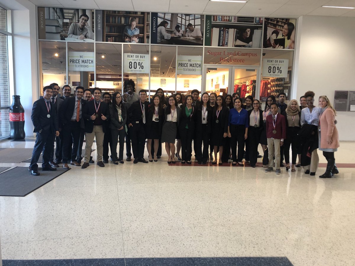 deca_dulles's tweet photo. Very proud of our members who competed today at the UHSL DECA mini competition! We had 19 place &amp; 1 test score winner! #wemeanbusiness #roadtoICDC @DHS_Vikings https://t.co/AhgA6CKF2y