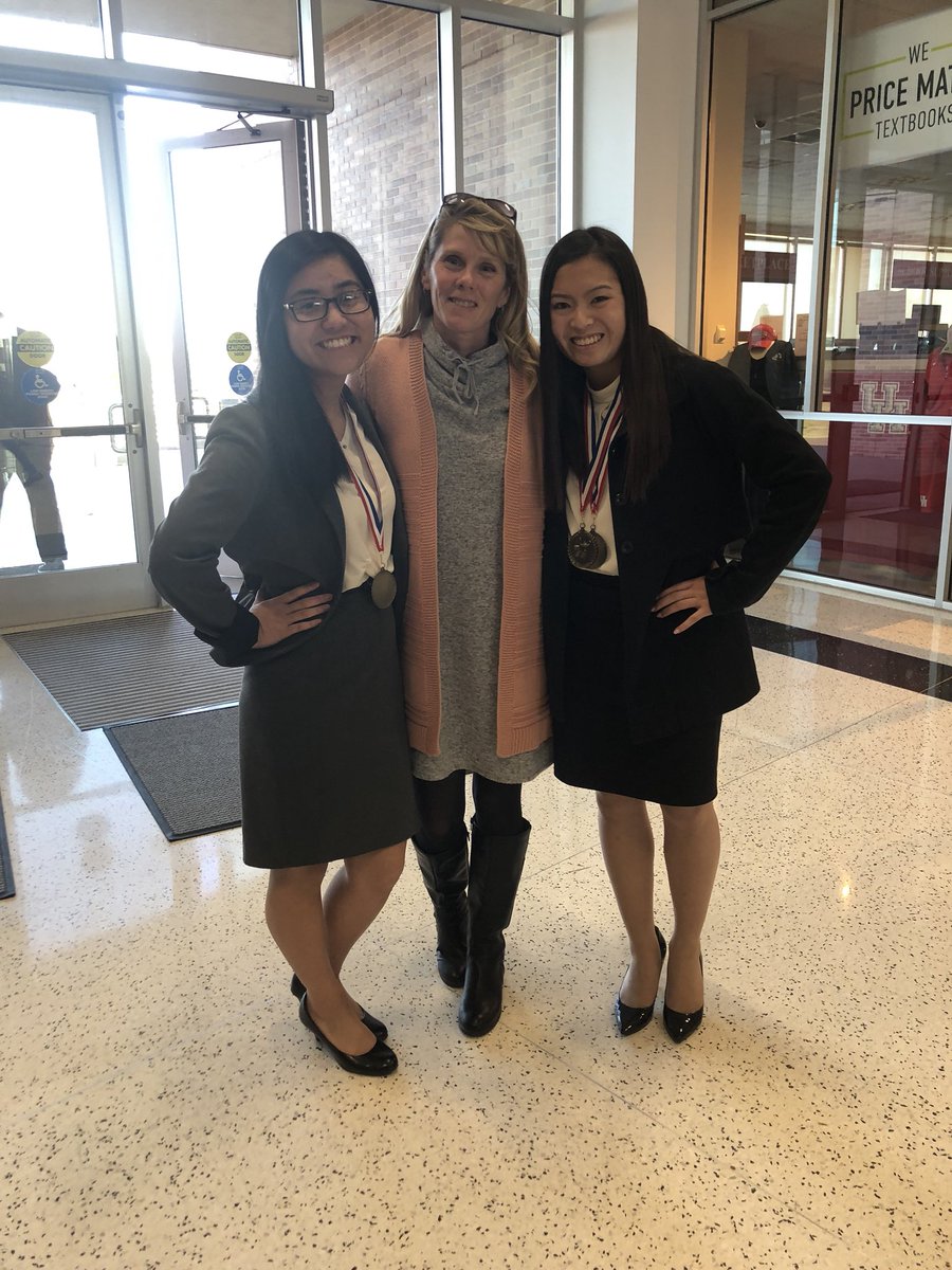 deca_dulles's tweet photo. Very proud of our members who competed today at the UHSL DECA mini competition! We had 19 place &amp; 1 test score winner! #wemeanbusiness #roadtoICDC @DHS_Vikings https://t.co/AhgA6CKF2y